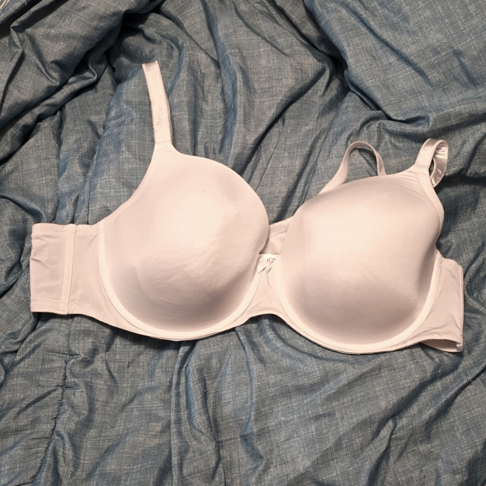 Torrid curve underwire bra 48B multi wear strap